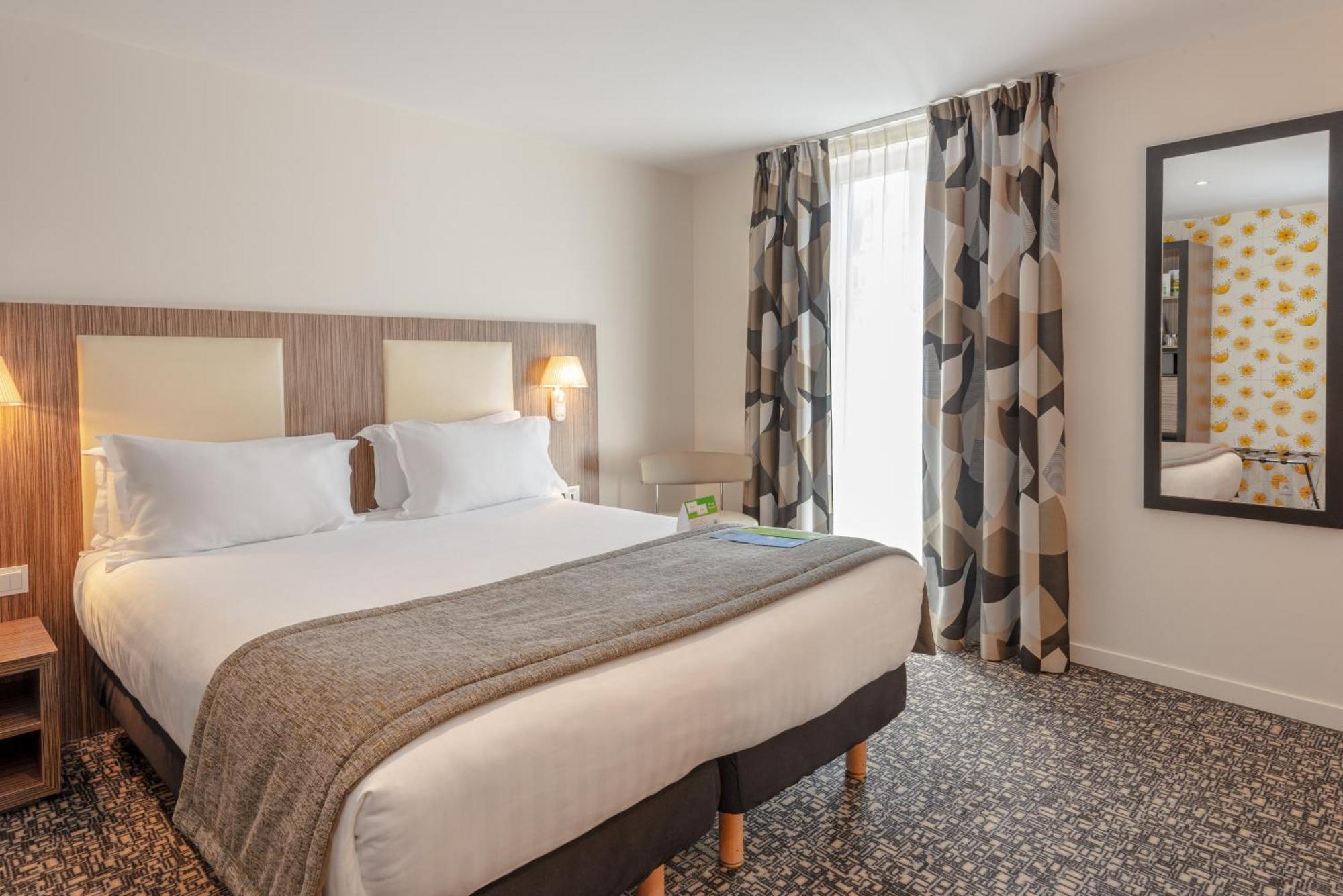Premium Tweepersoonskamer met 2 Aparte Bedden